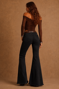 Rockstar Rouge Flare Black Cowhide